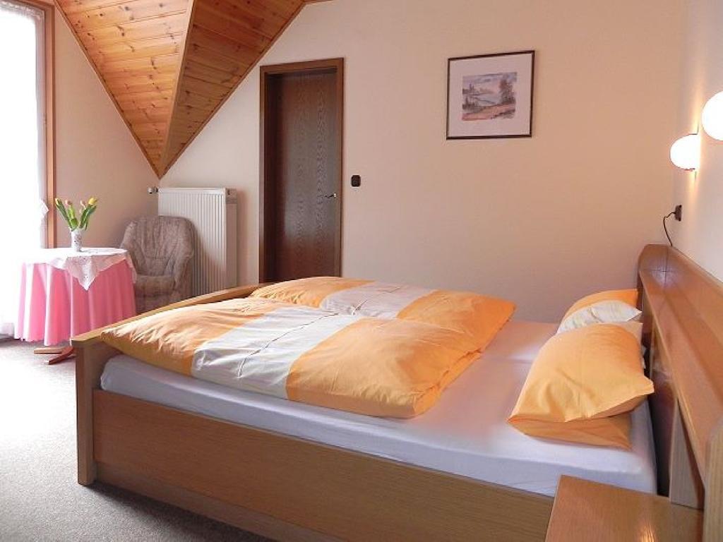 Gaestehaus Freimuth Mesenich Ngoại thất bức ảnh